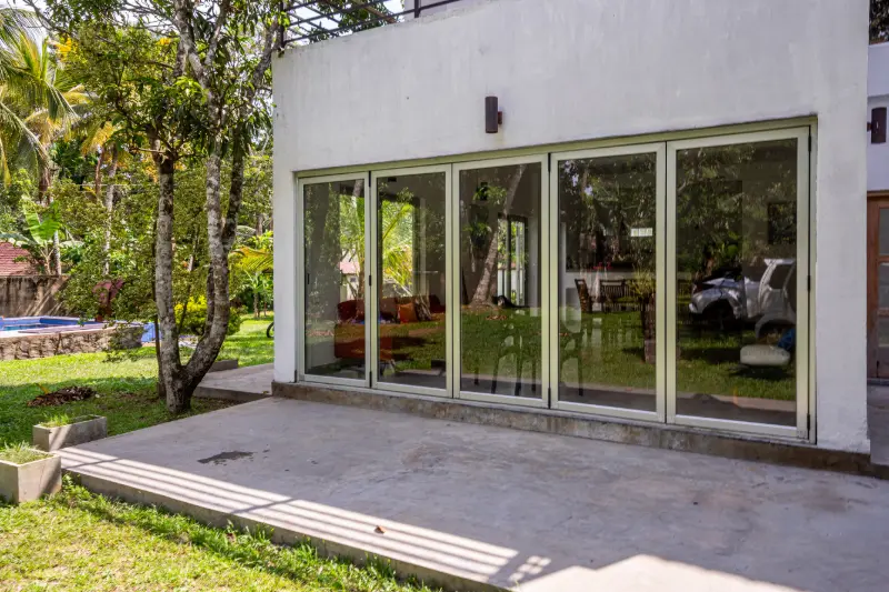Villa Gallery 18