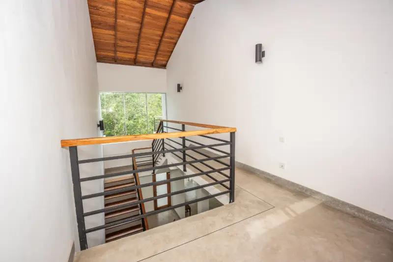 Villa Gallery 25